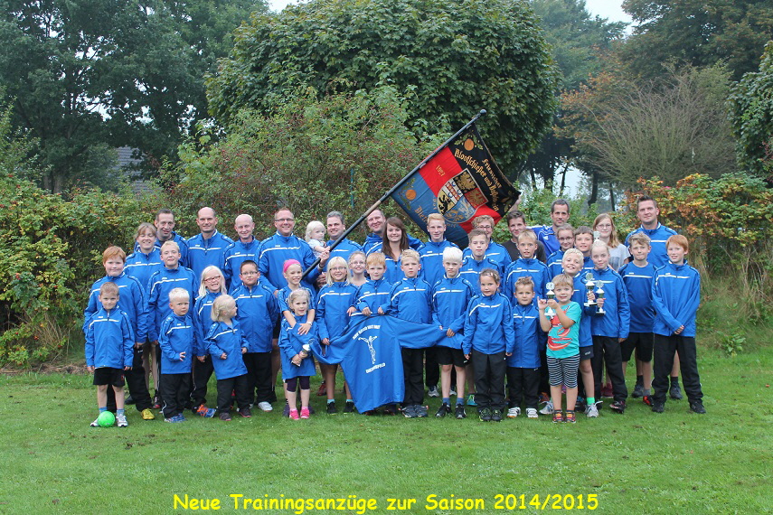 Neue Trainingsanzge zur Saison 2014/2015